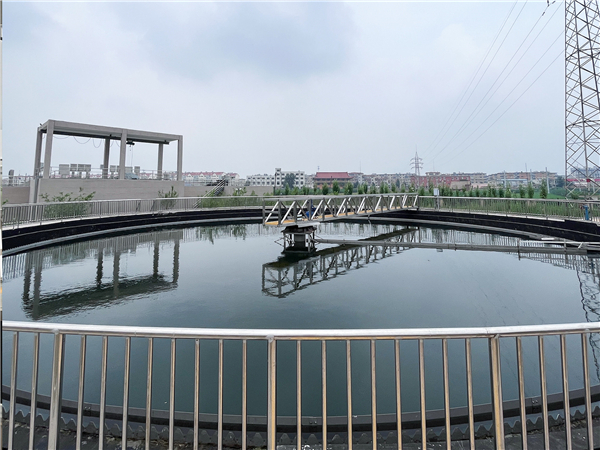 中心傳動(dòng)單管式吸泥機(jī)